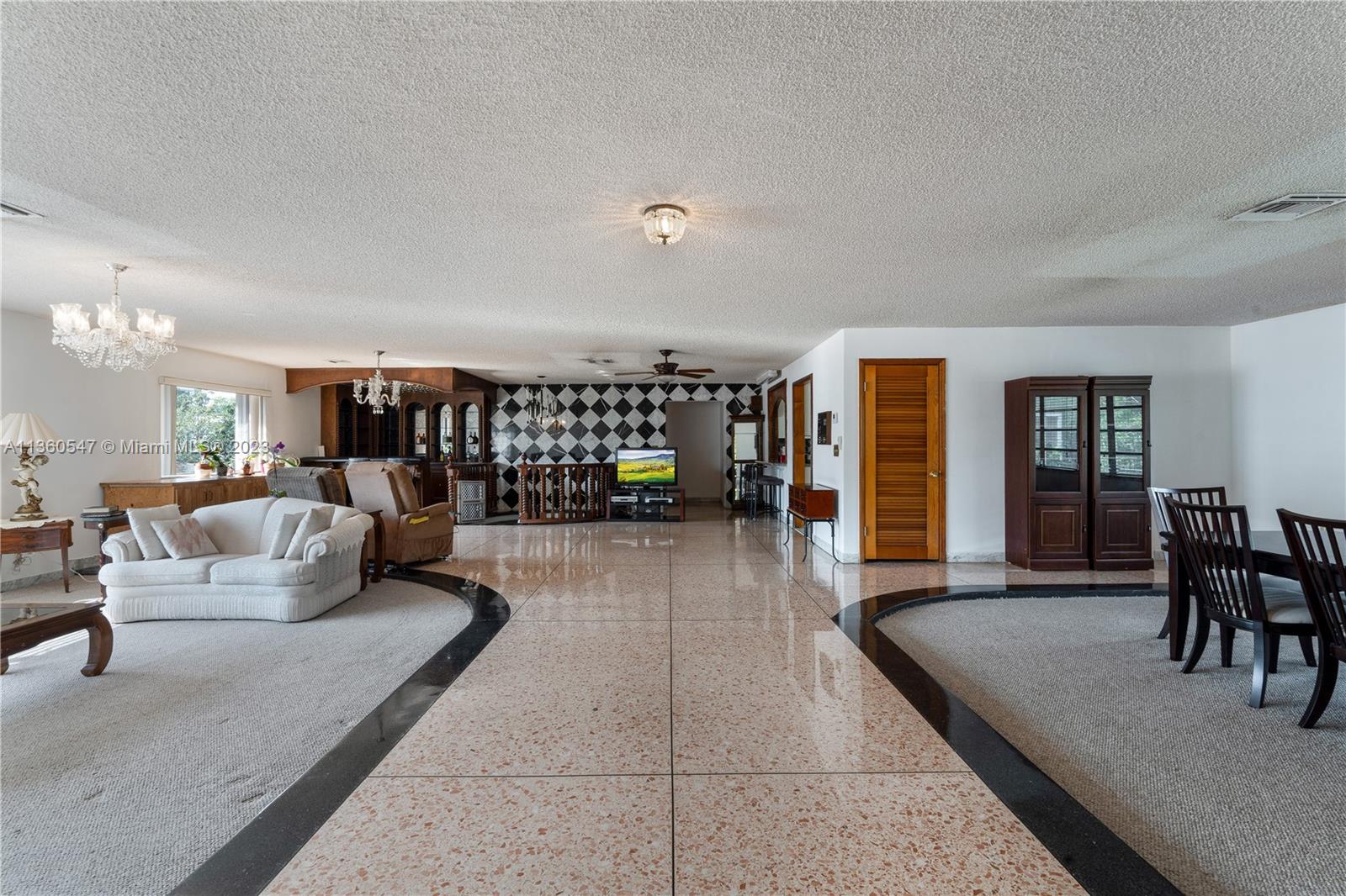 HOLLEMAN PARK - Residential