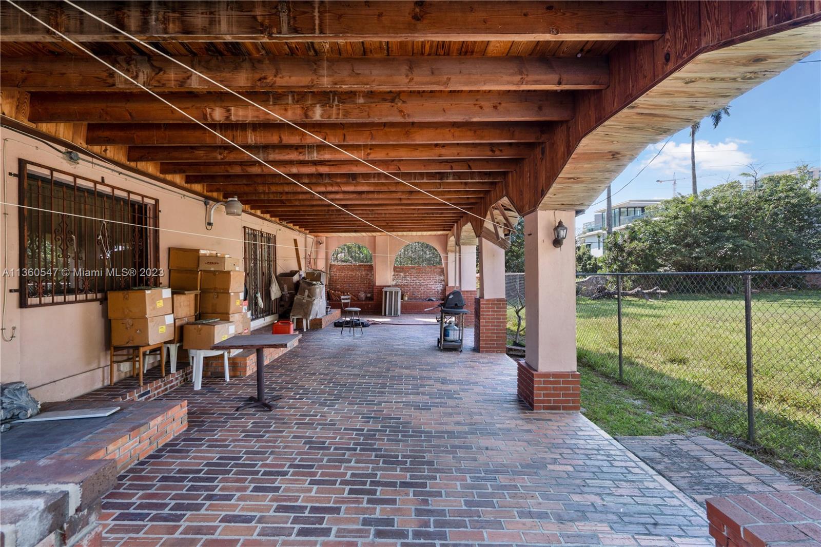 HOLLEMAN PARK - Residential