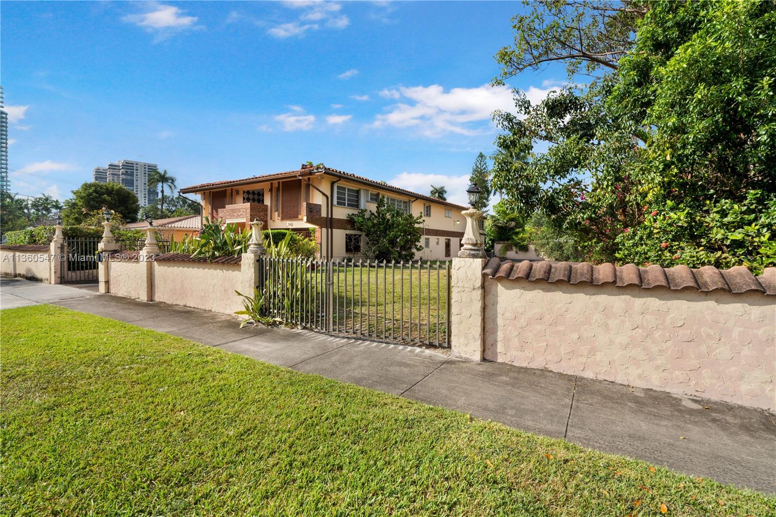 HOLLEMAN PARK - Residential