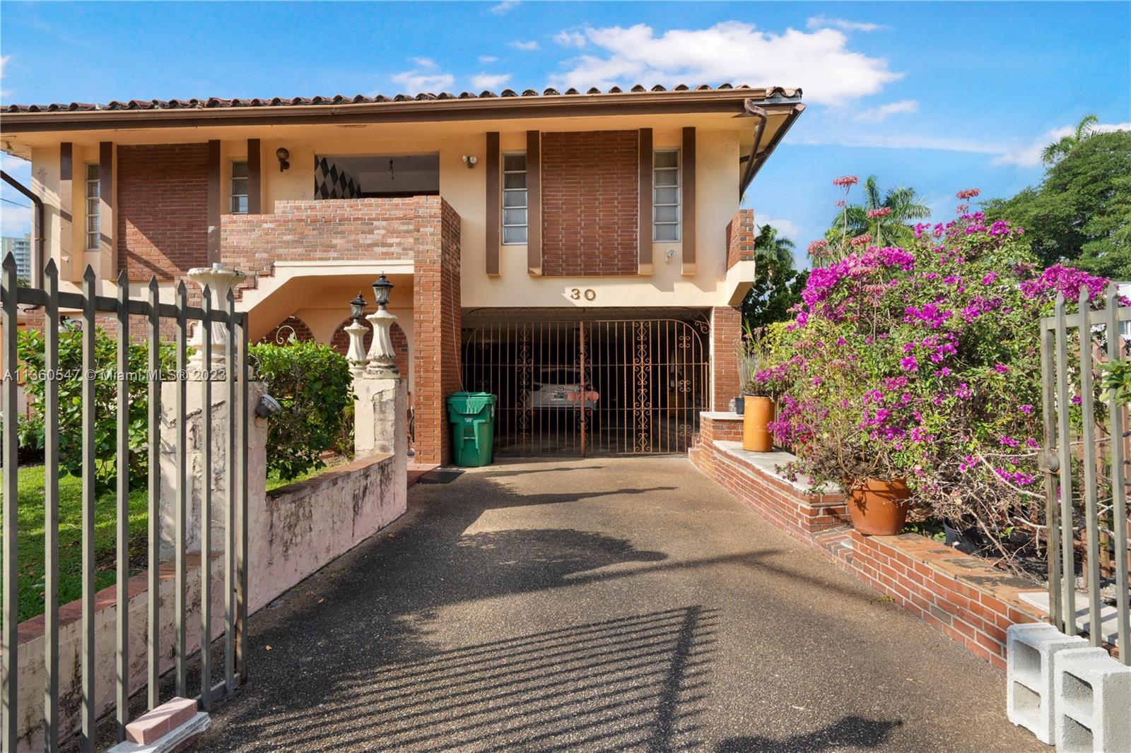 HOLLEMAN PARK - Residential