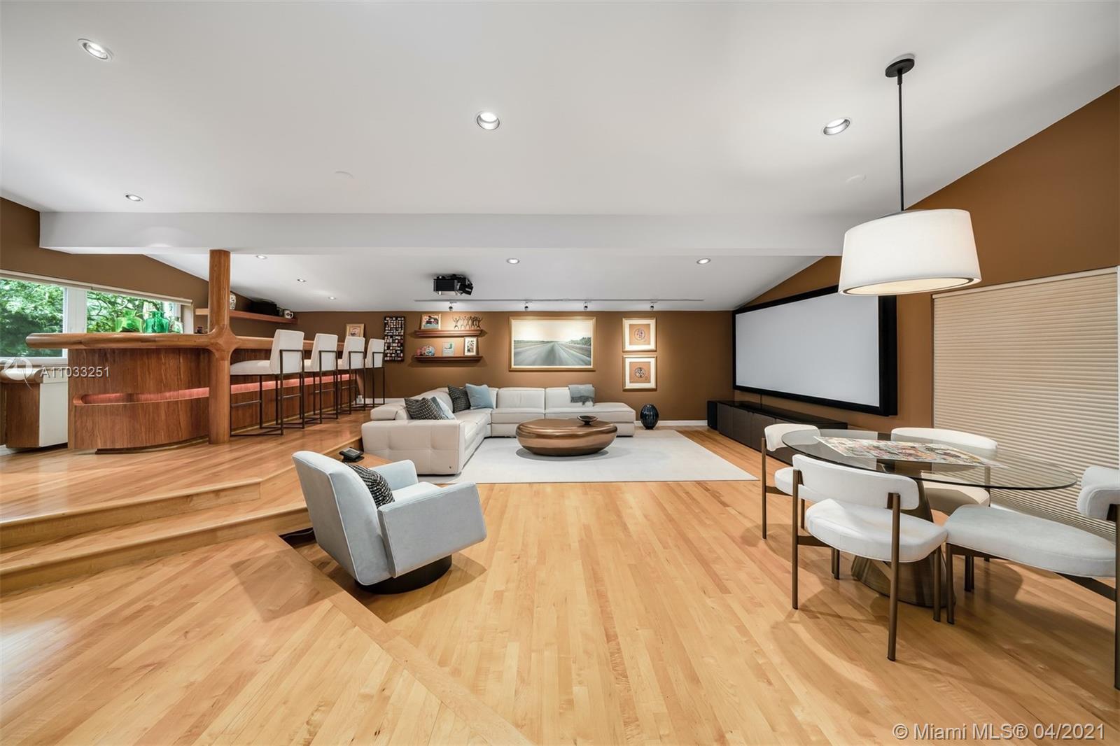 HAMMOCK LAKE PARK - Residential