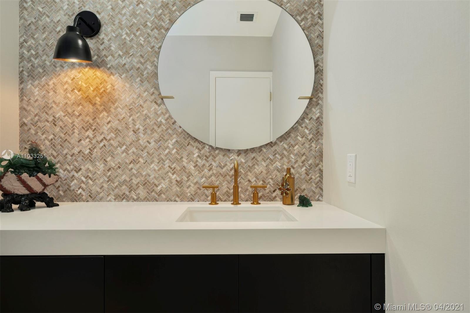 HAMMOCK LAKE PARK - Residential