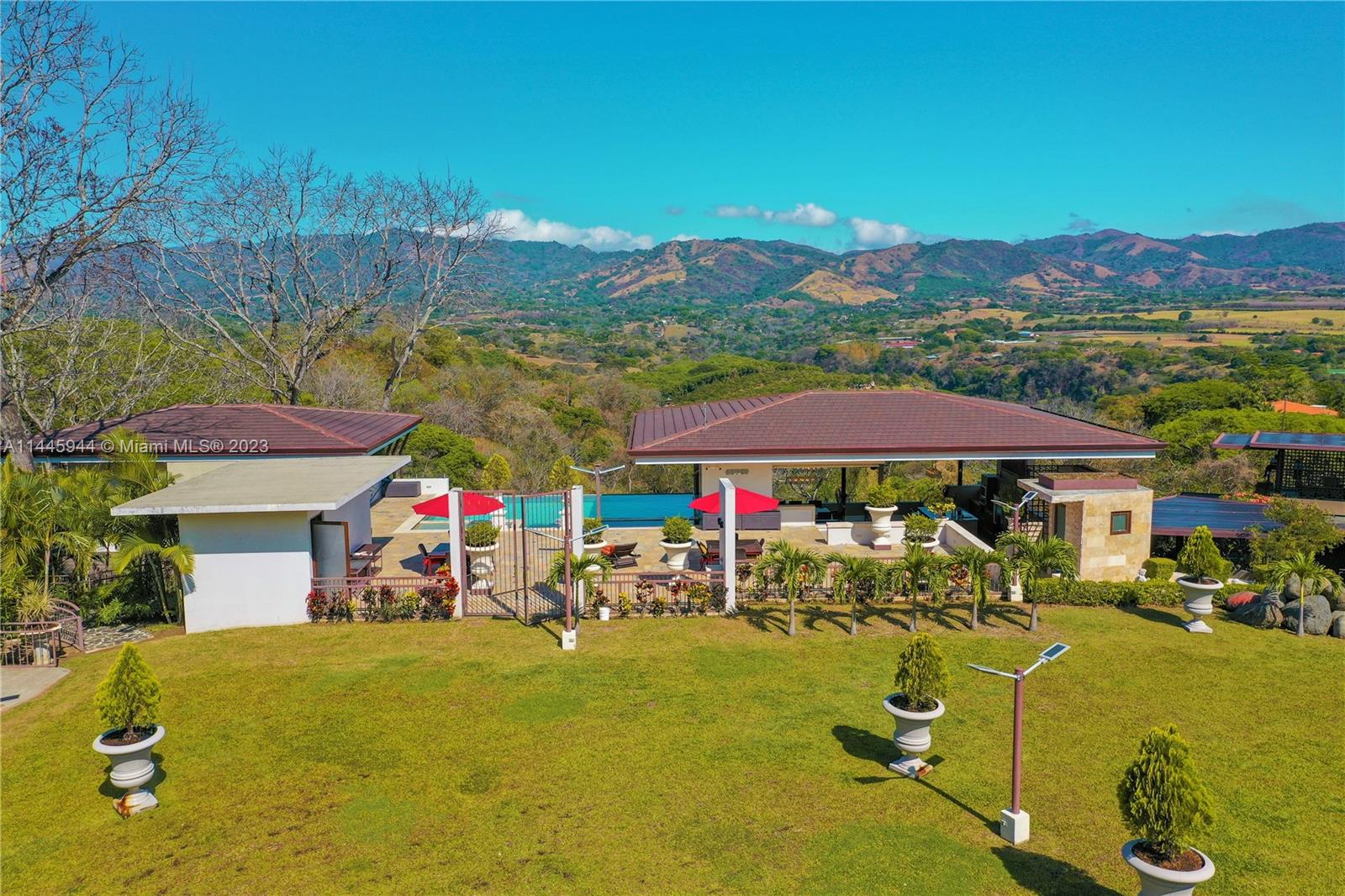 Colorado, Costa Rica, 3 Bedrooms Bedrooms, ,6 BathroomsBathrooms,Residential,Active,70869