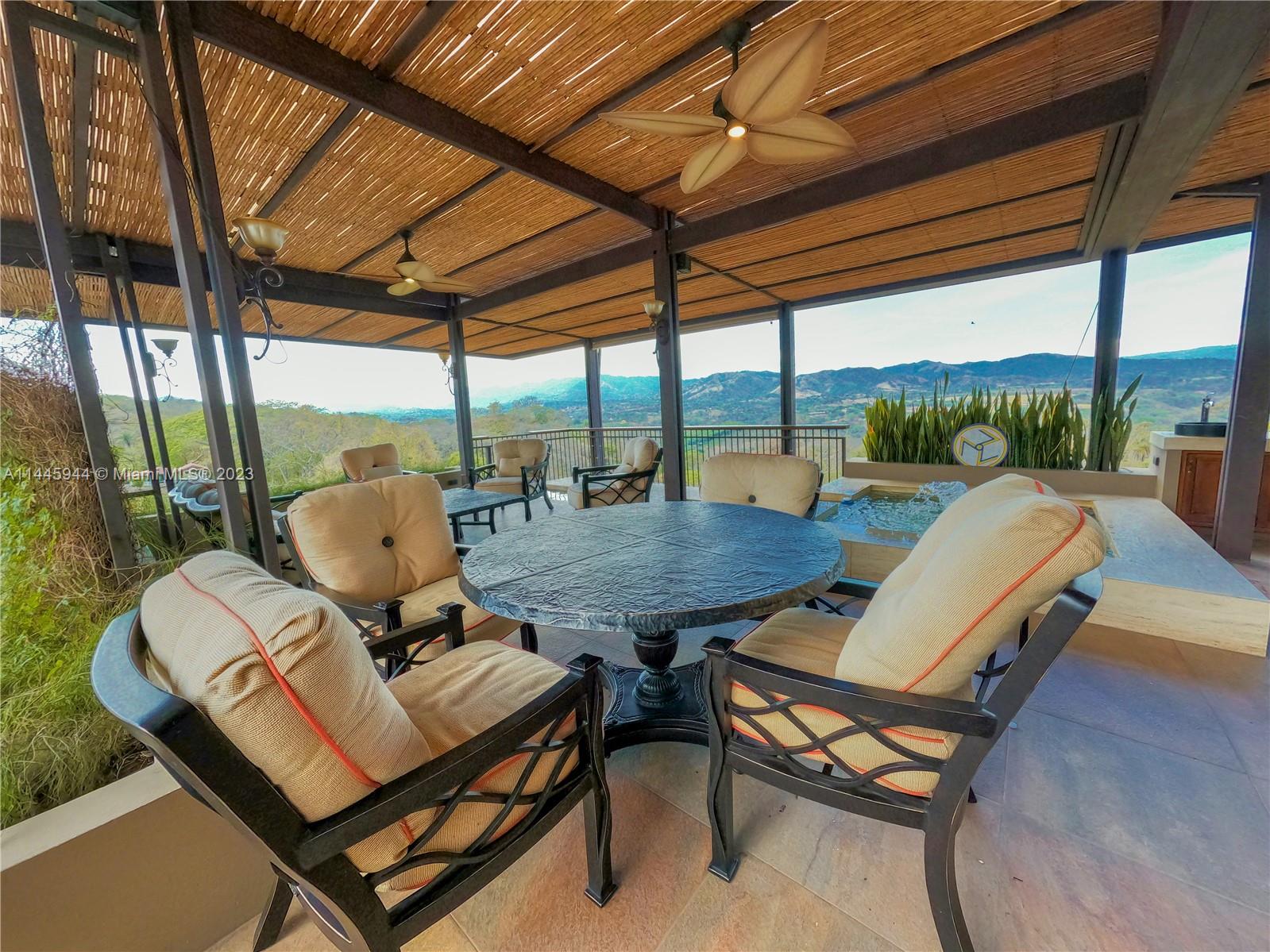 Colorado, Costa Rica, 3 Bedrooms Bedrooms, ,6 BathroomsBathrooms,Residential,Active,70869