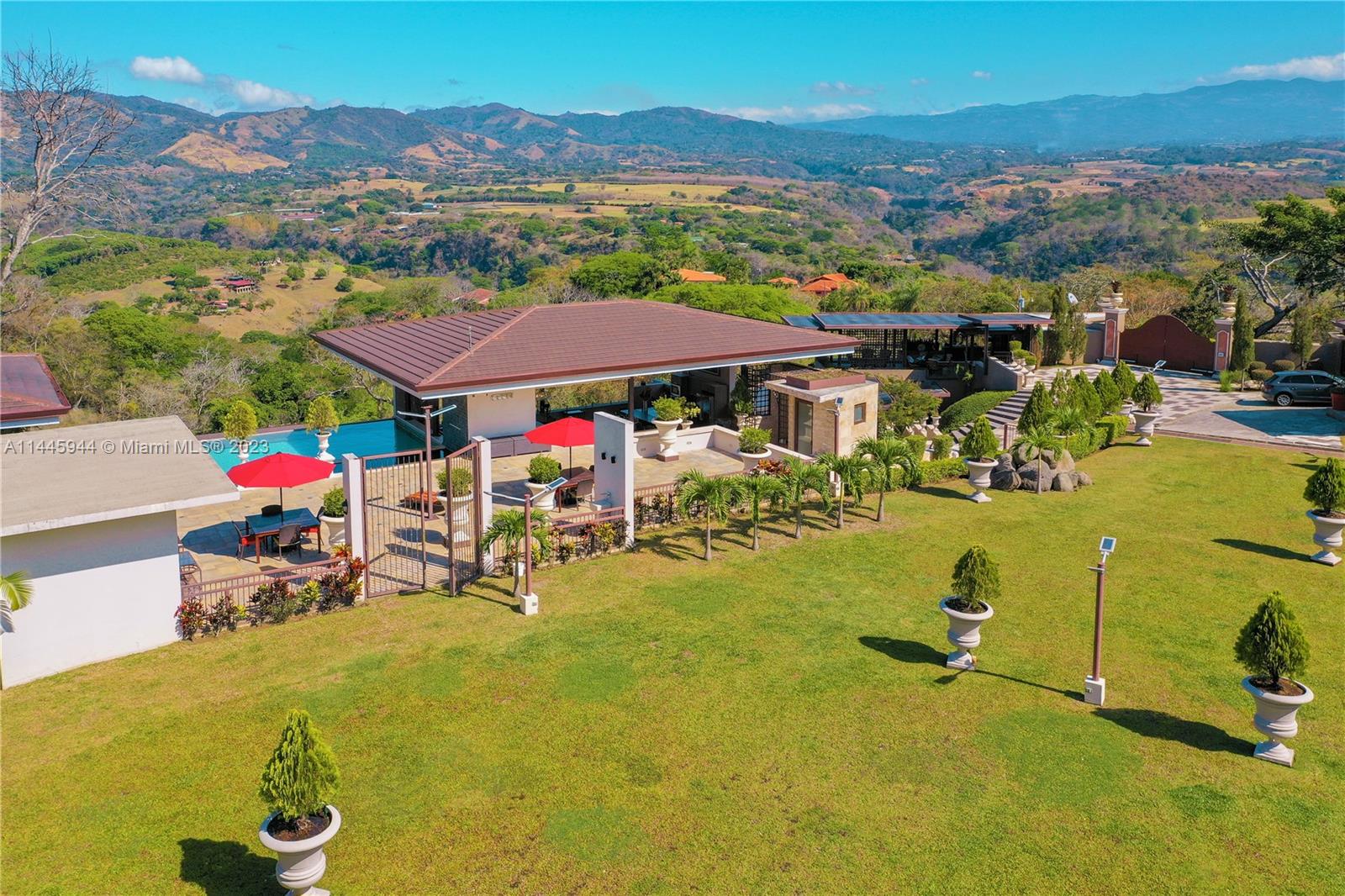 Colorado, Costa Rica, 3 Bedrooms Bedrooms, ,6 BathroomsBathrooms,Residential,Active,70869