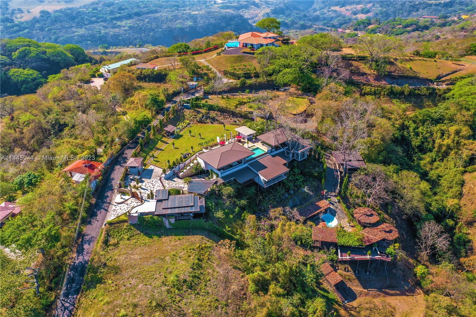 Colorado, Costa Rica, 3 Bedrooms Bedrooms, ,6 BathroomsBathrooms,Residential,Active,70869