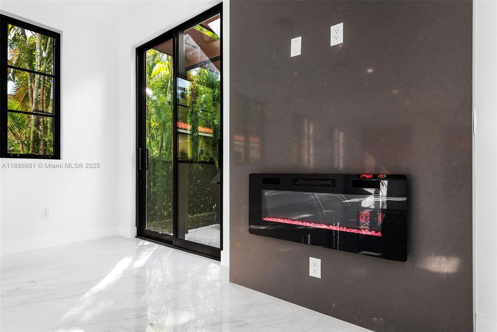 CORAL GABLES COUNTRY CLUB - Residential