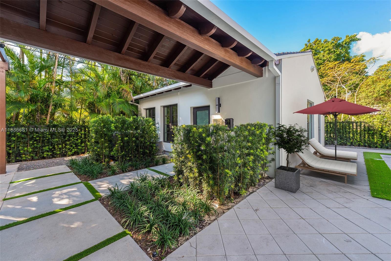 CORAL GABLES COUNTRY CLUB - Residential