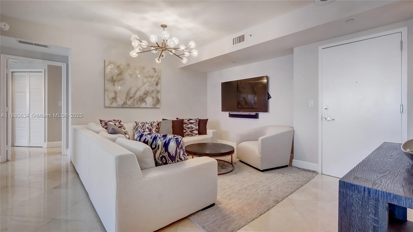 AKOYA CONDO - Residential Lease