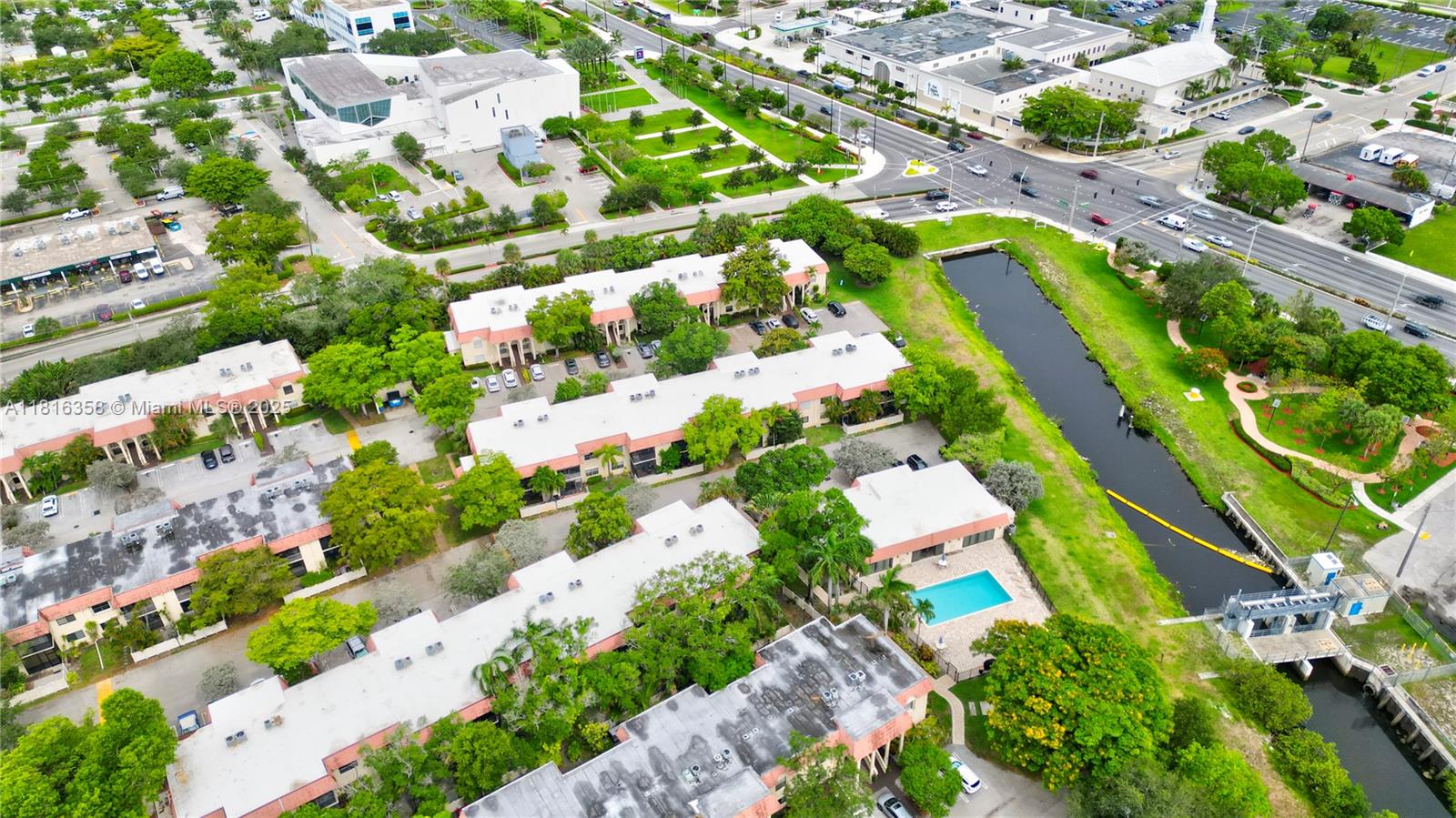 CYPRESS PARK CONDO - Residential