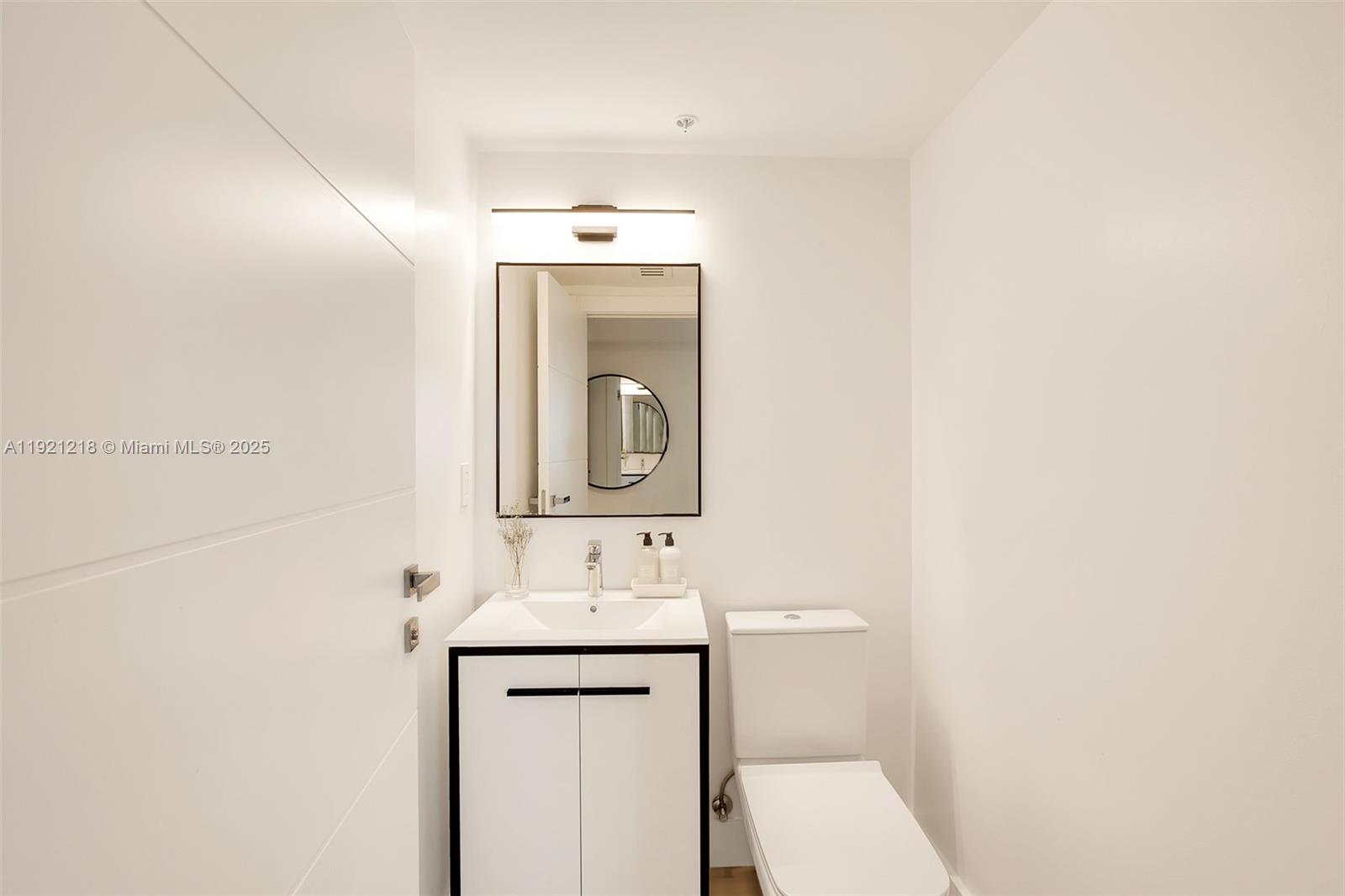 1500 OCEAN DRIVE CONDO - Residential Lease