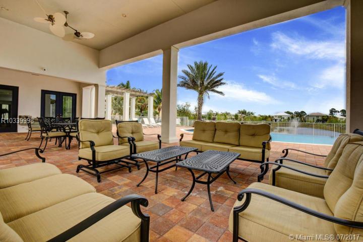 HAMPTON CAY - Residential