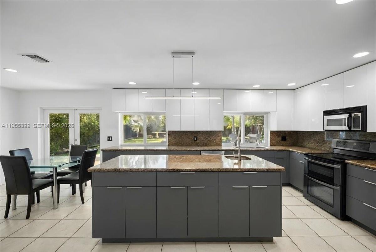 ROCK CREEK PHASE TWO - Residential