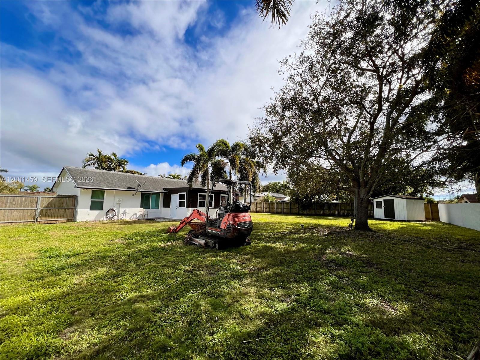 VANDA ESTATES - Residential Lease