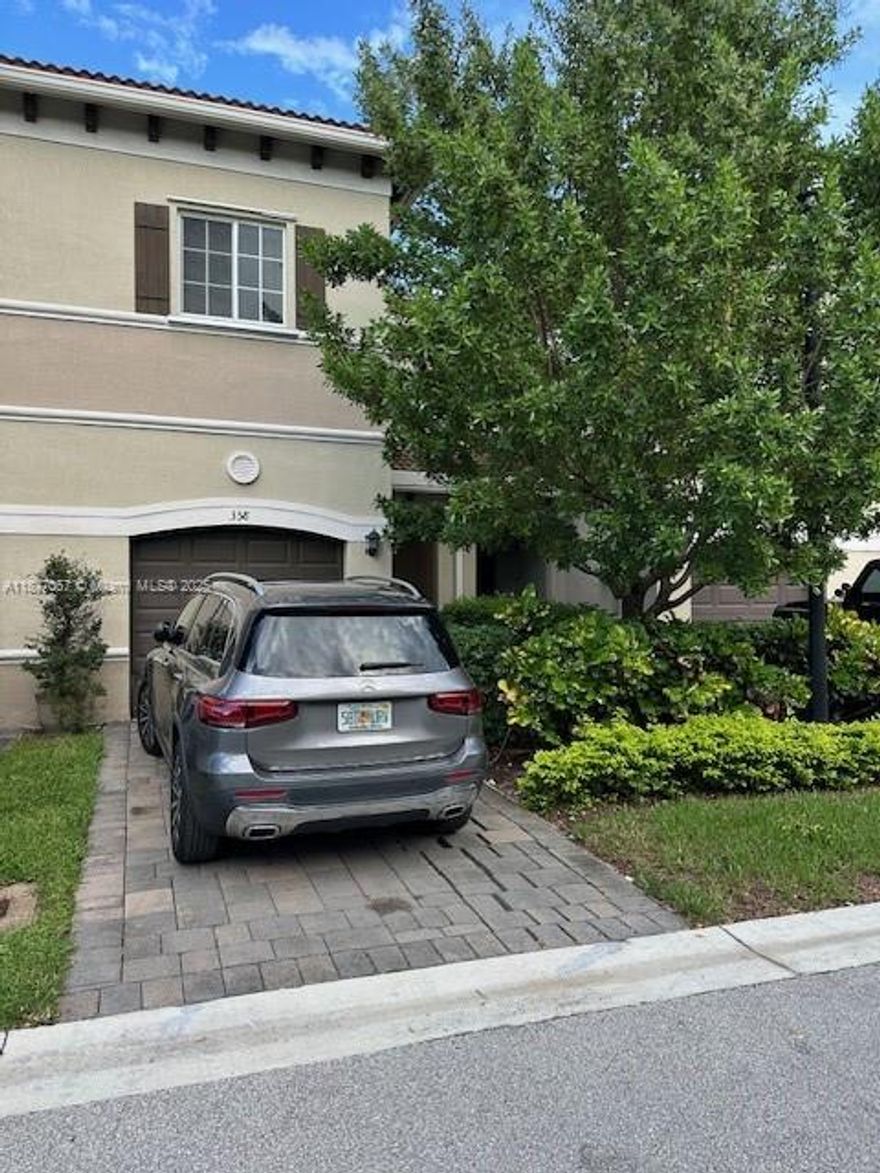 Amazing 3/2 townhome, 1-car garage, driveway in sunny Deerfield Beach. The unit features an updated kitchen with stainless steel appliances, stone counters. Beautiful wood floors downstairs. The interior is both spacious and open, featuring neutral decor, ample natural light. The home is close to the beach. A must see and rent!!