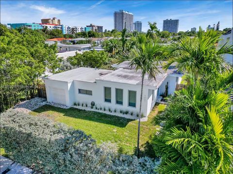 7537 W Treasure Dr North Bay Village FL 33141