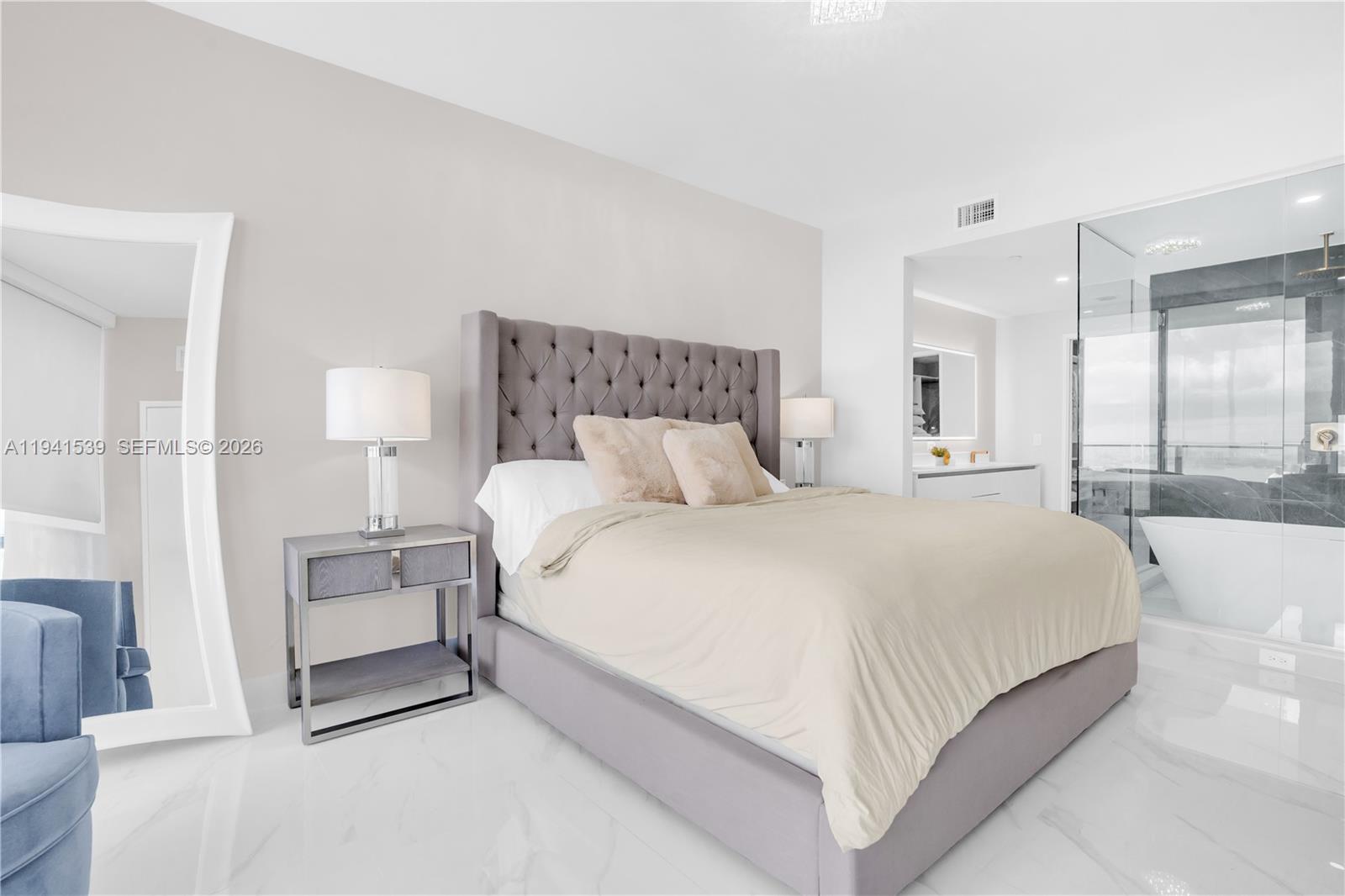 ARIA RESERVE SOUTH - Residential