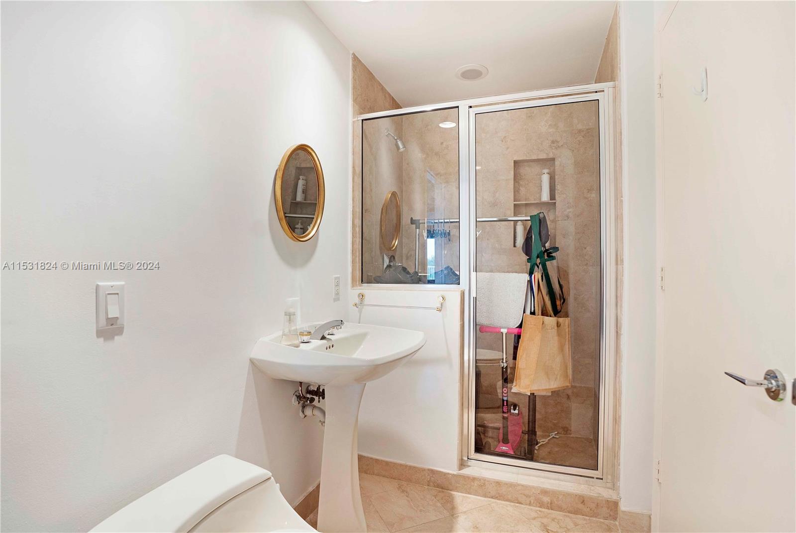 CLUB TOWER TWO CONDO - Residential