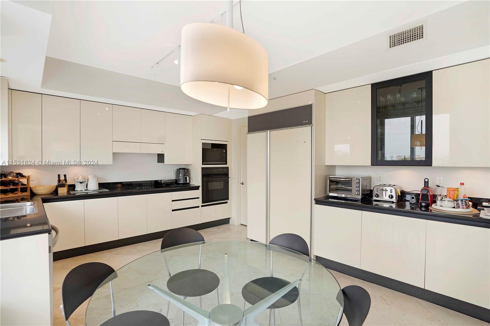 CLUB TOWER TWO CONDO - Residential