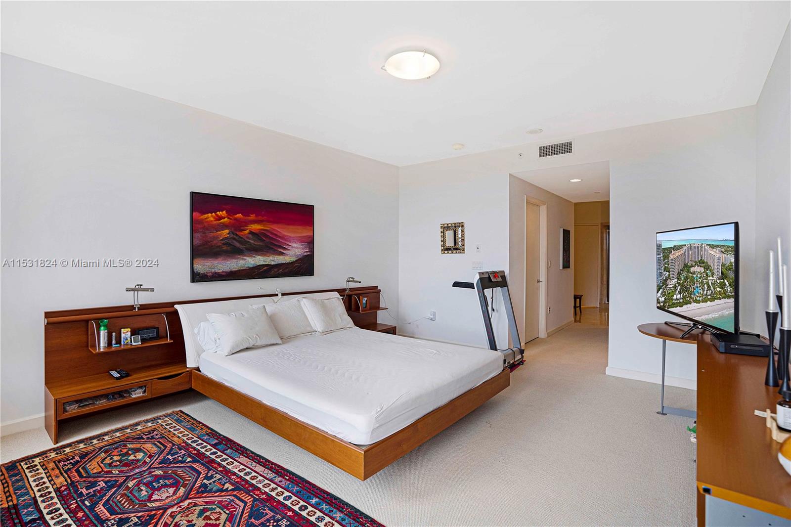 CLUB TOWER TWO CONDO - Residential