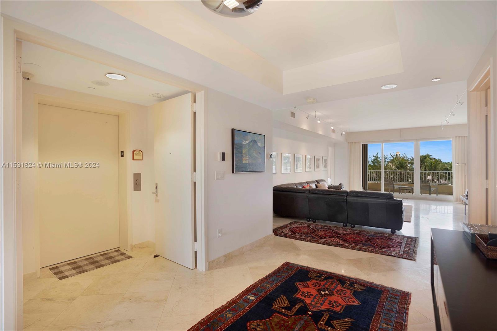 CLUB TOWER TWO CONDO - Residential