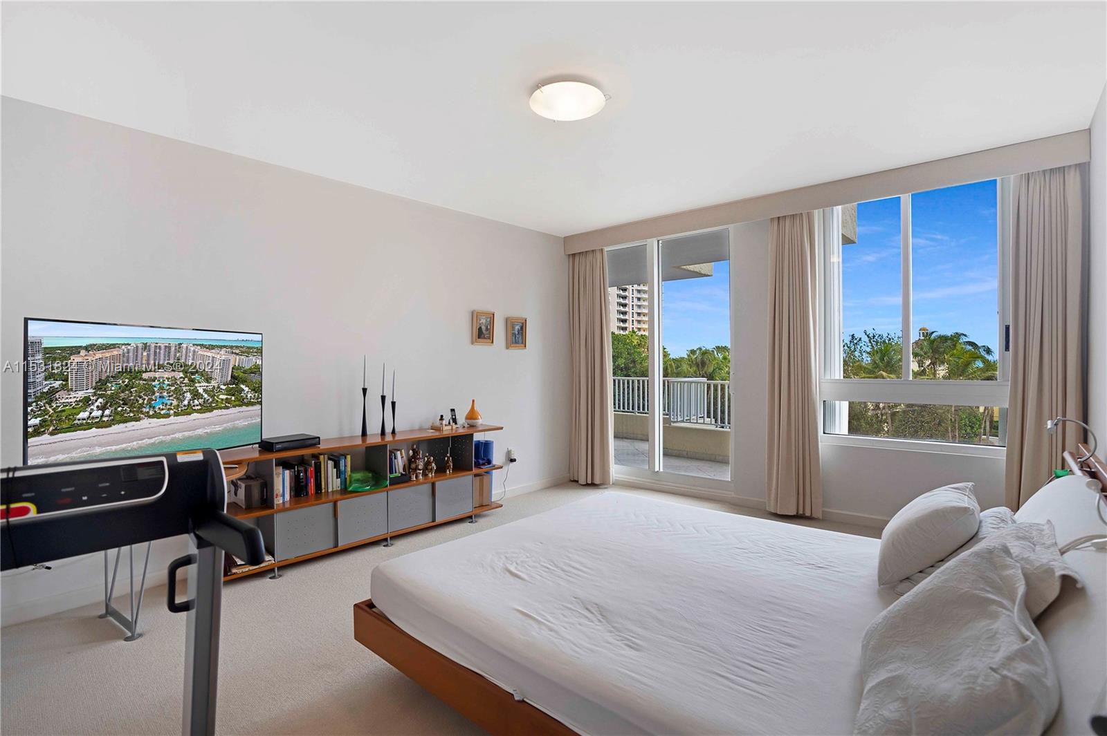 CLUB TOWER TWO CONDO - Residential