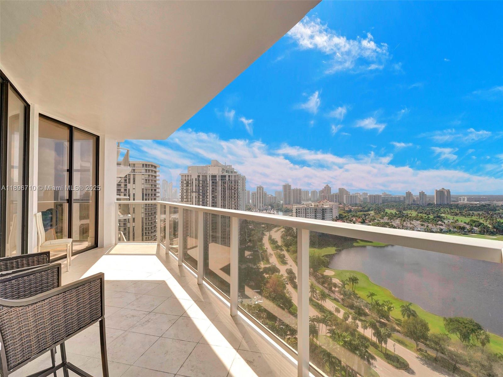 HAMPTONS WEST CONDO - Residential Lease