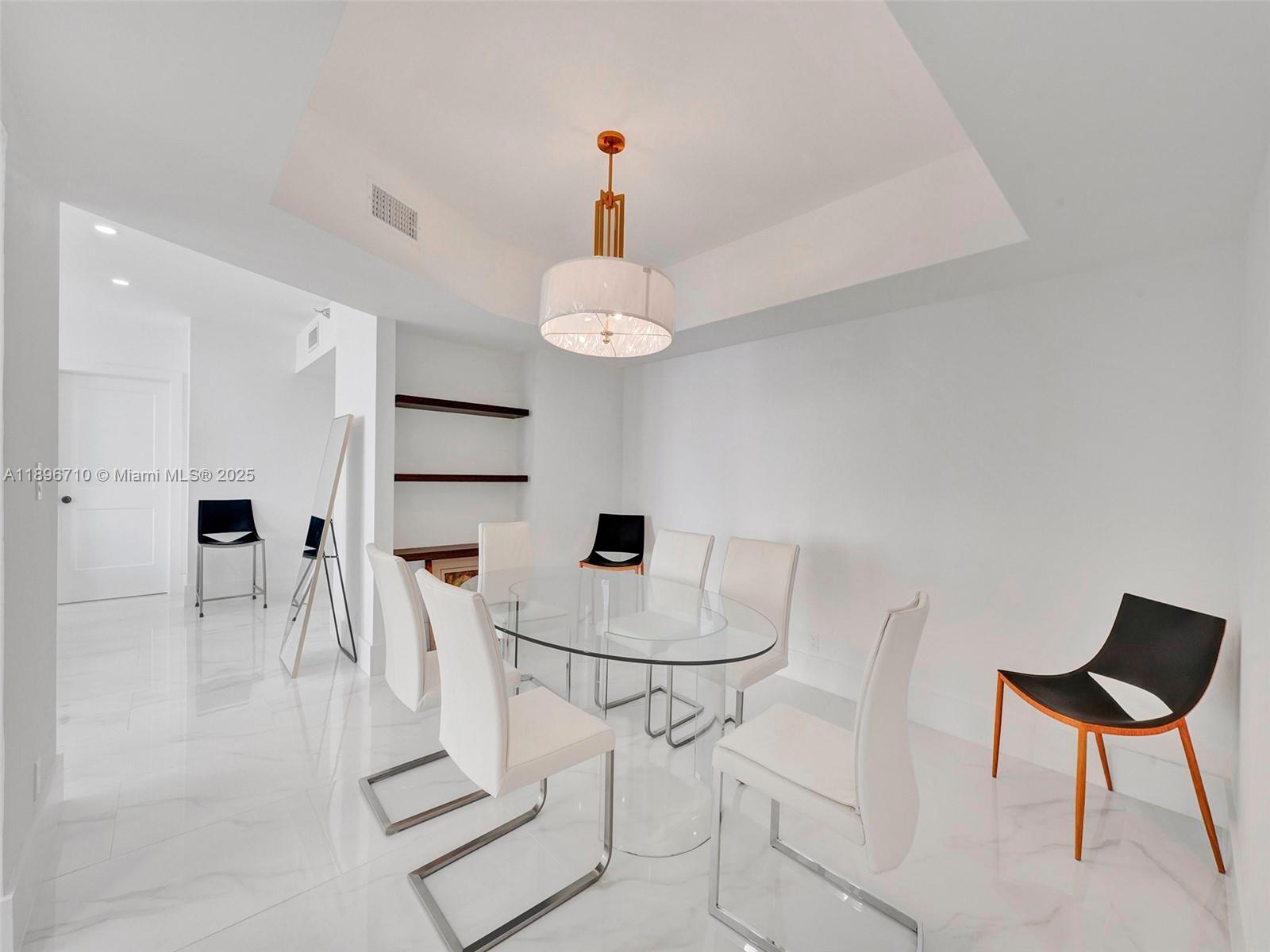 HAMPTONS WEST CONDO - Residential Lease