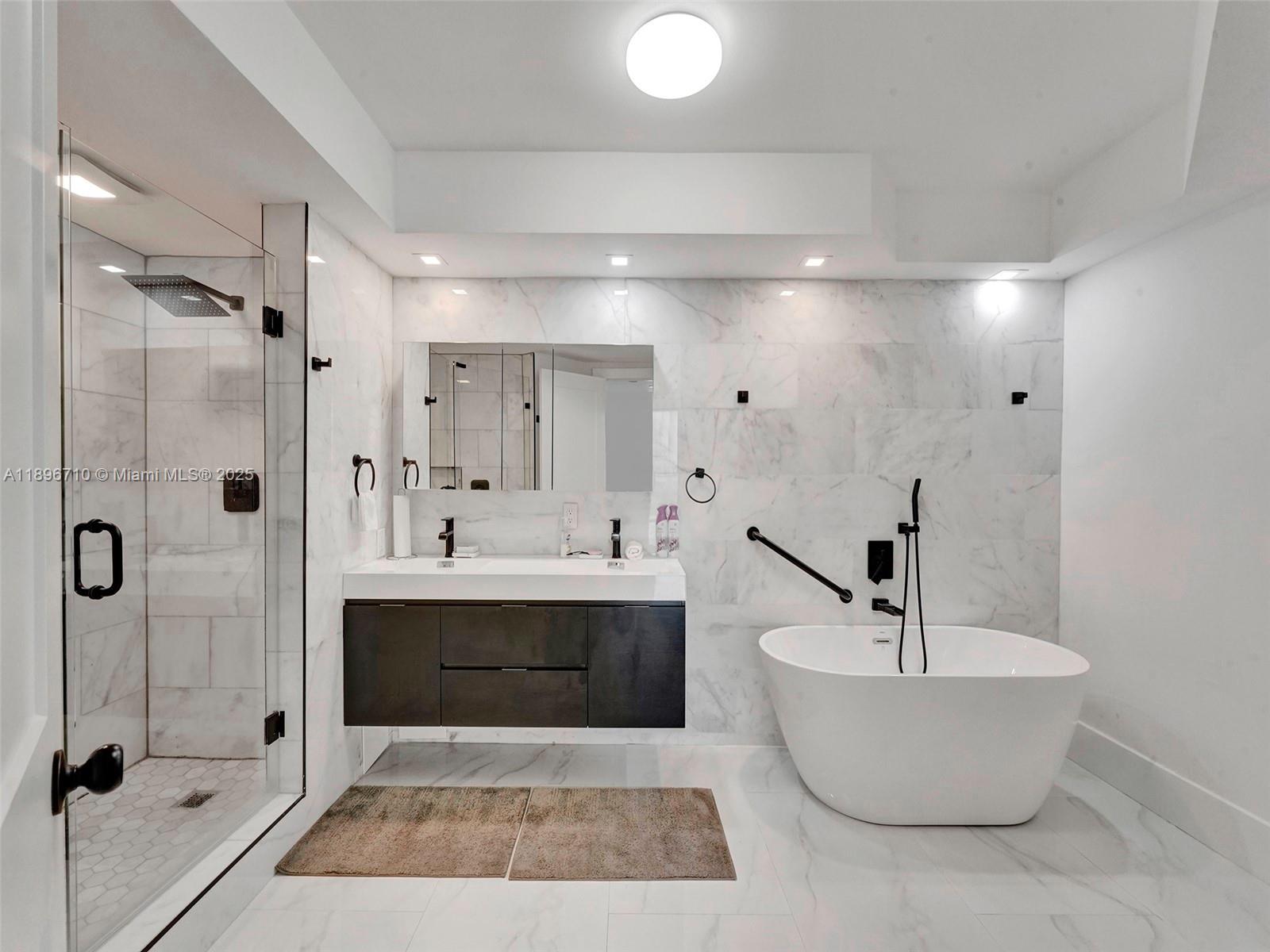 HAMPTONS WEST CONDO - Residential Lease