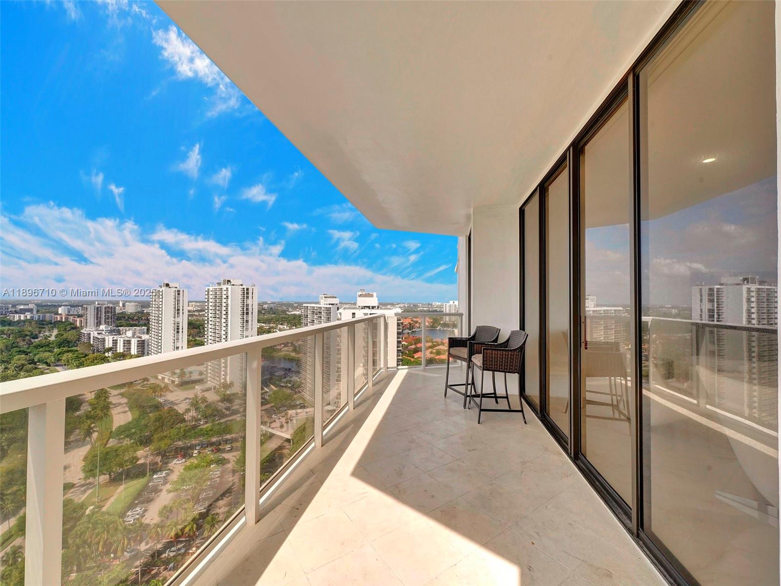 HAMPTONS WEST CONDO - Residential Lease