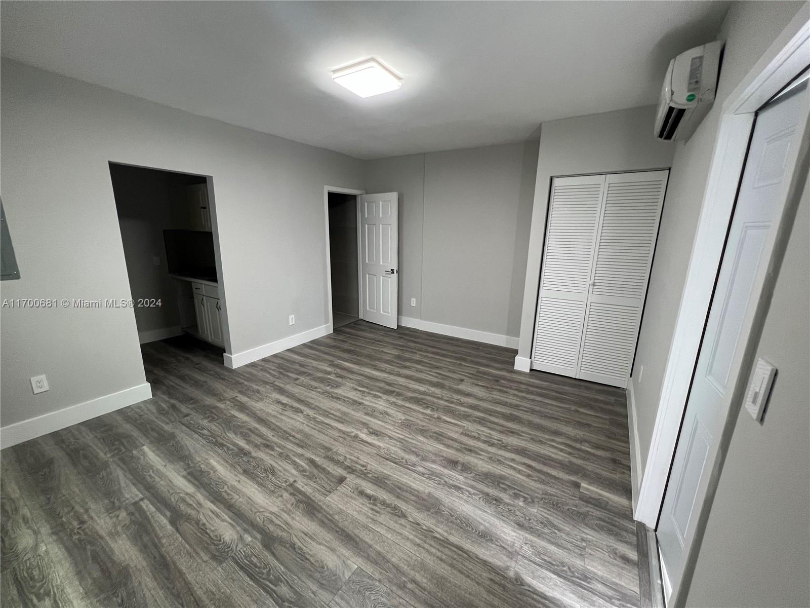 HOLLYWOOD SOUTH SIDE ADD - Land