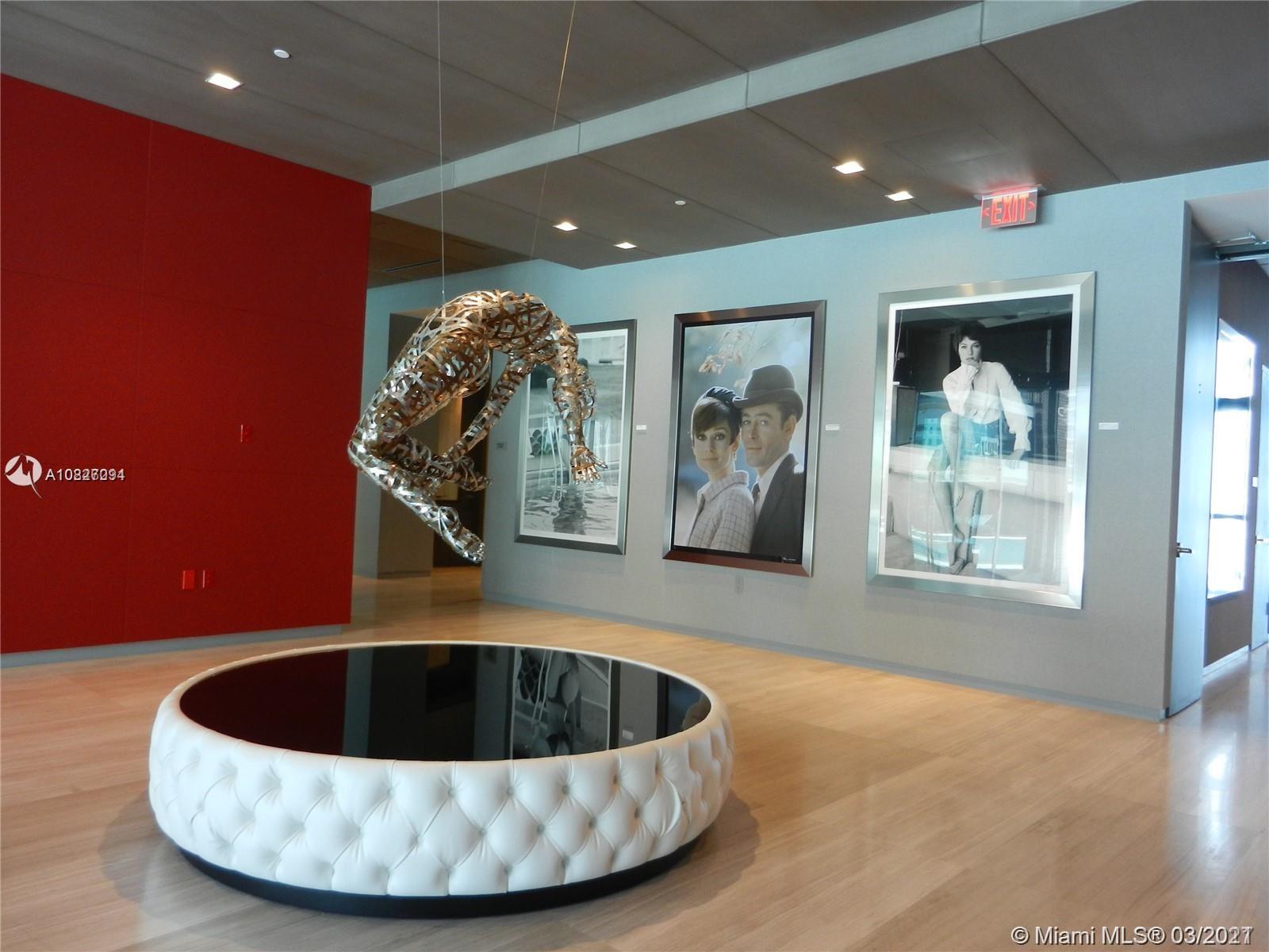 THE BOND BRICKELL - Residential