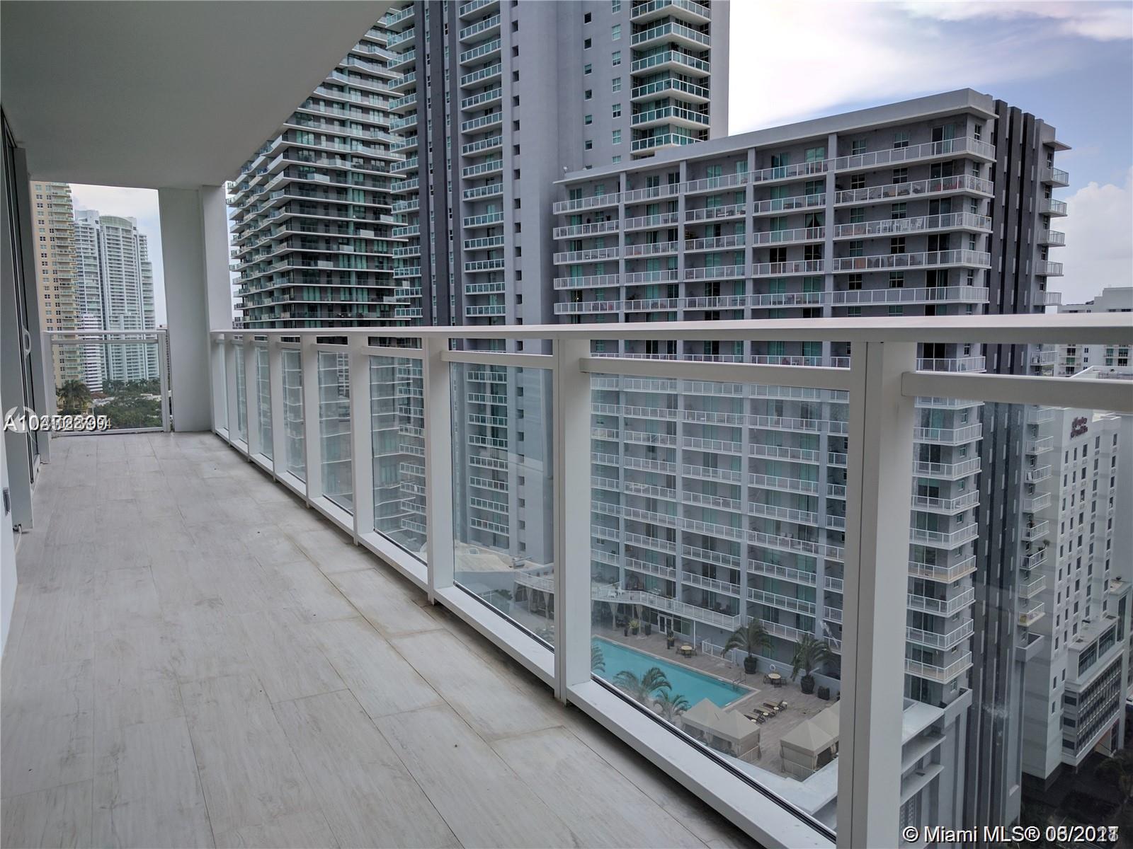 THE BOND BRICKELL - Residential