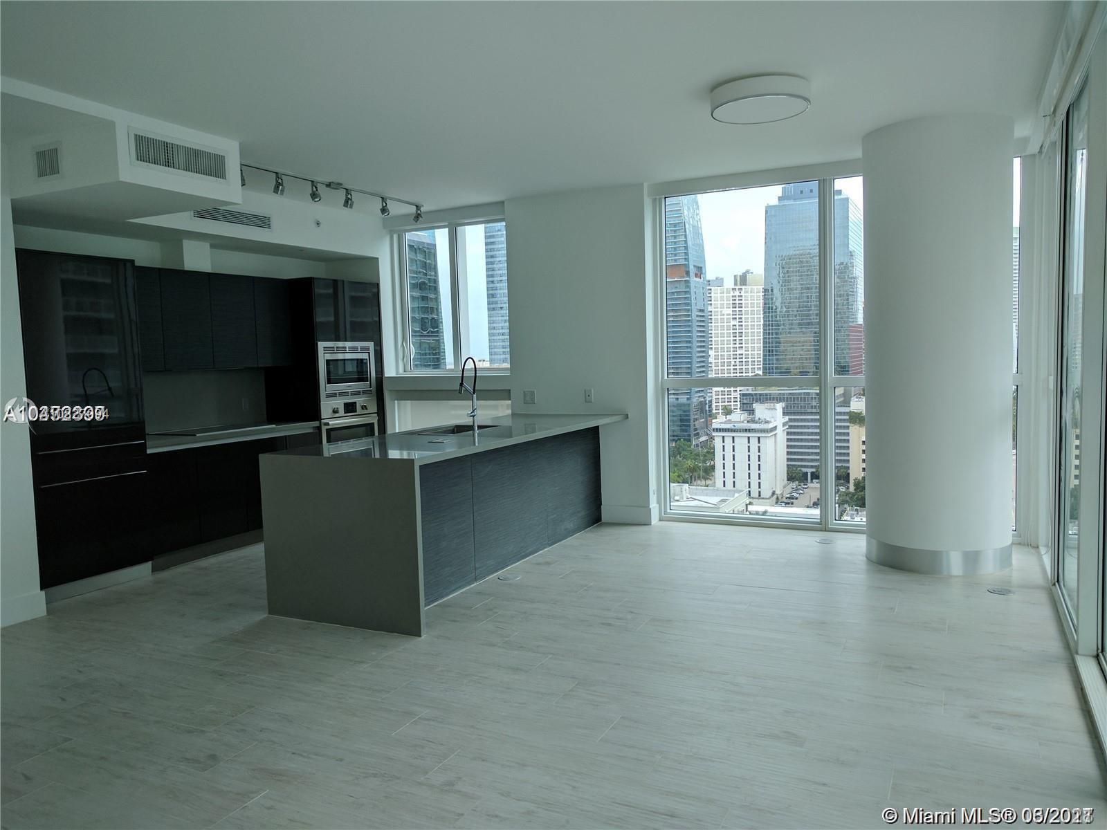 THE BOND BRICKELL - Residential