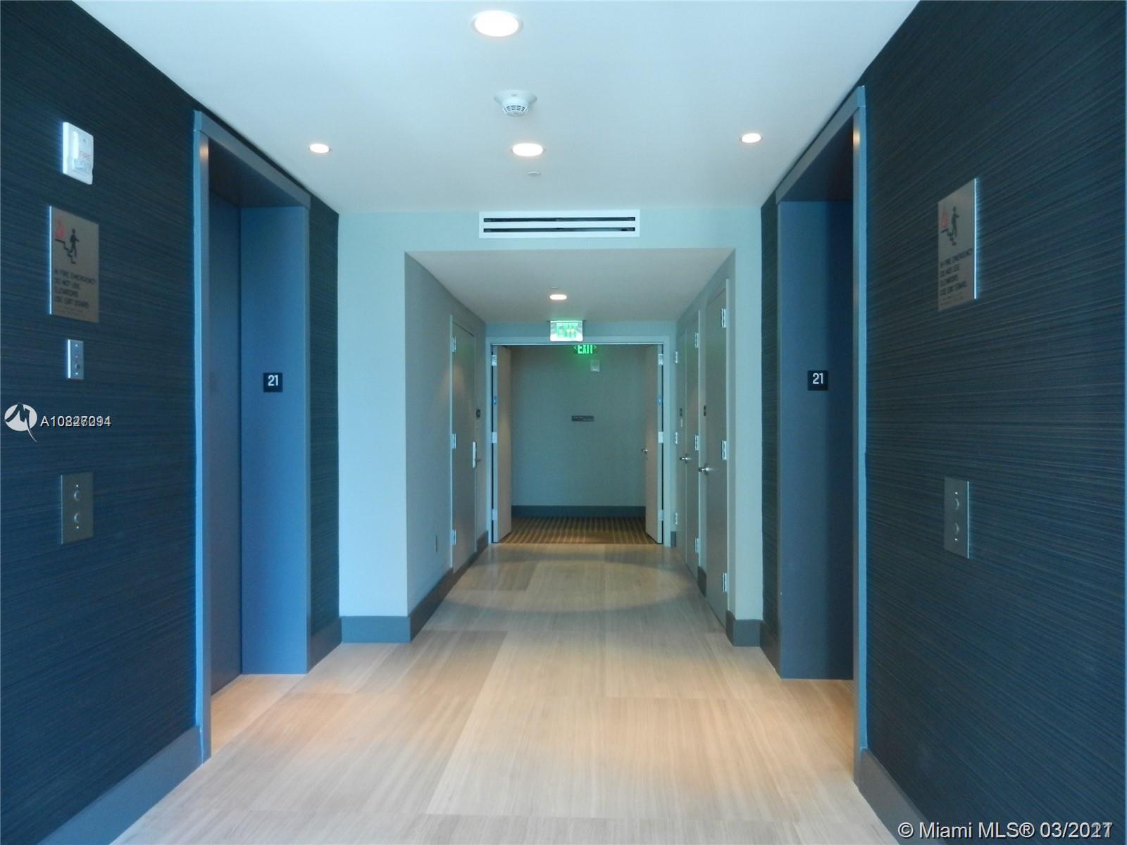 THE BOND BRICKELL - Residential