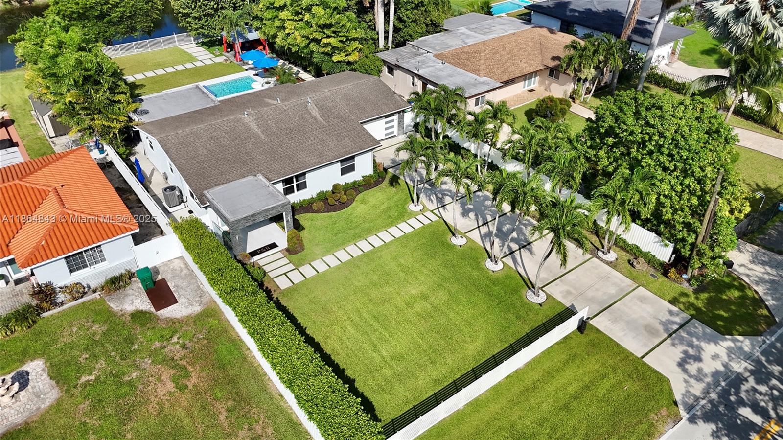 BISCAYNE GARDENS SEC E PA - Residential Lease