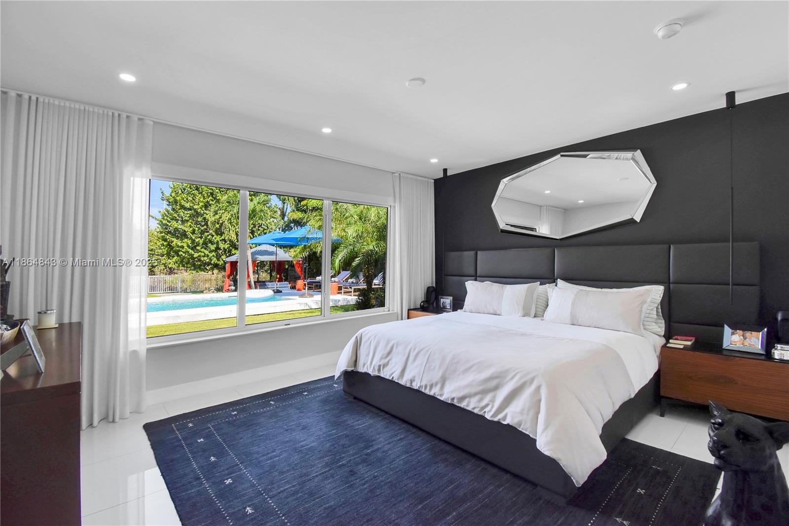 BISCAYNE GARDENS SEC E PA - Residential Lease