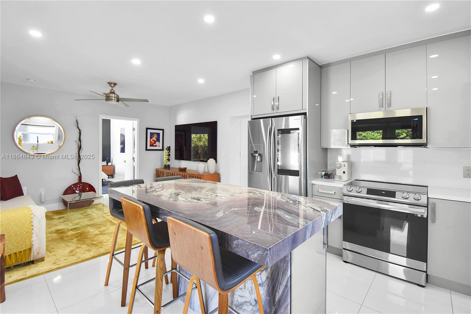 BISCAYNE GARDENS SEC E PA - Residential Lease