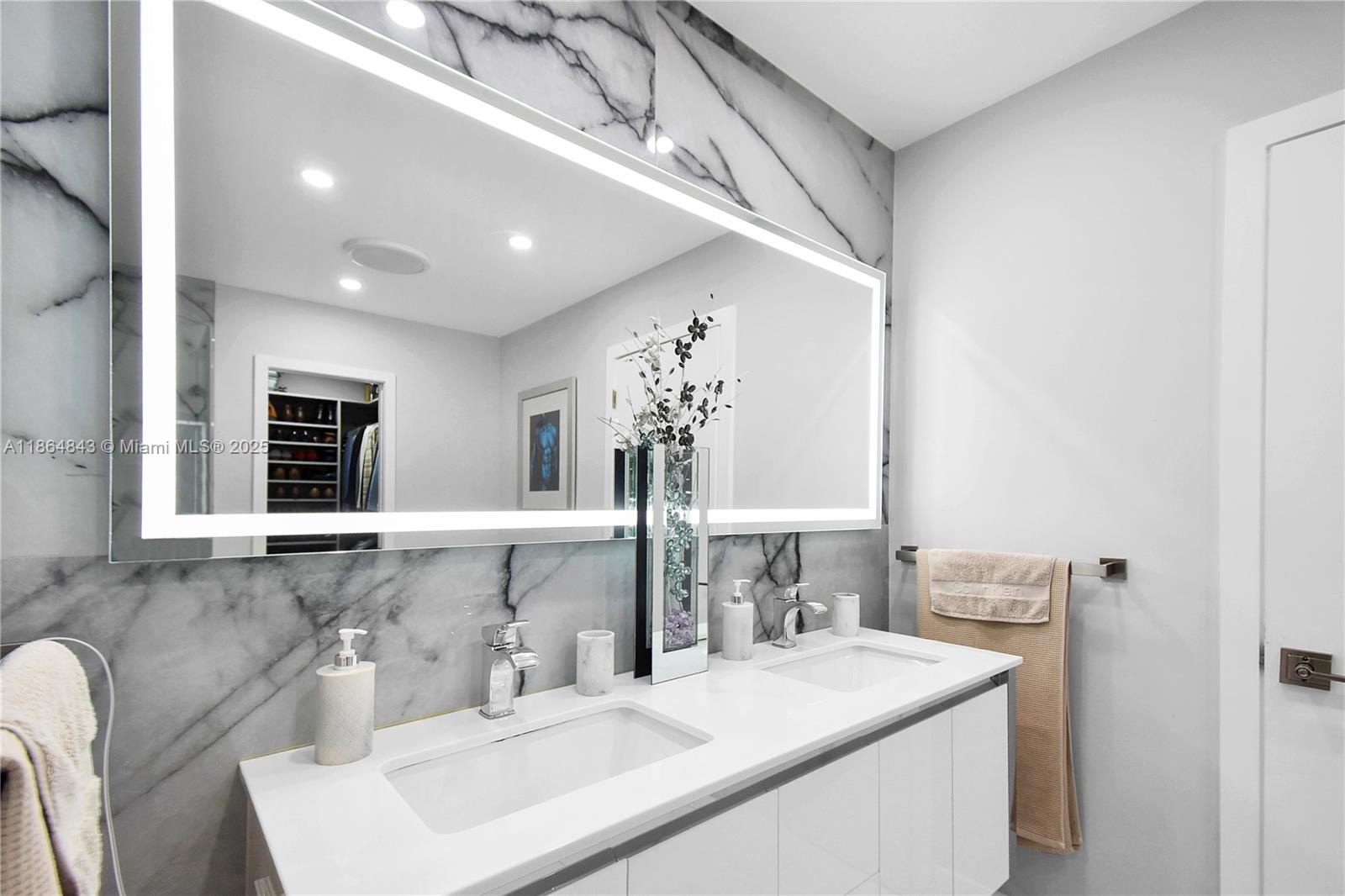 BISCAYNE GARDENS SEC E PA - Residential Lease