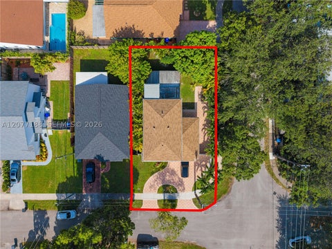 Tiny photo for 2801 N 38th Ave, Hollywood, FL 33021 (MLS # A12077188)