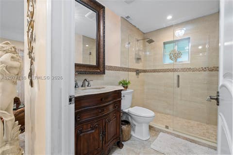 Tiny photo for 2801 N 38th Ave, Hollywood, FL 33021 (MLS # A12077188)