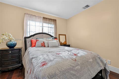 Tiny photo for 2801 N 38th Ave, Hollywood, FL 33021 (MLS # A12077188)