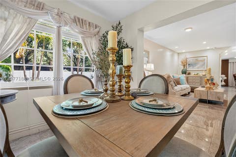 Tiny photo for 2801 N 38th Ave, Hollywood, FL 33021 (MLS # A12077188)
