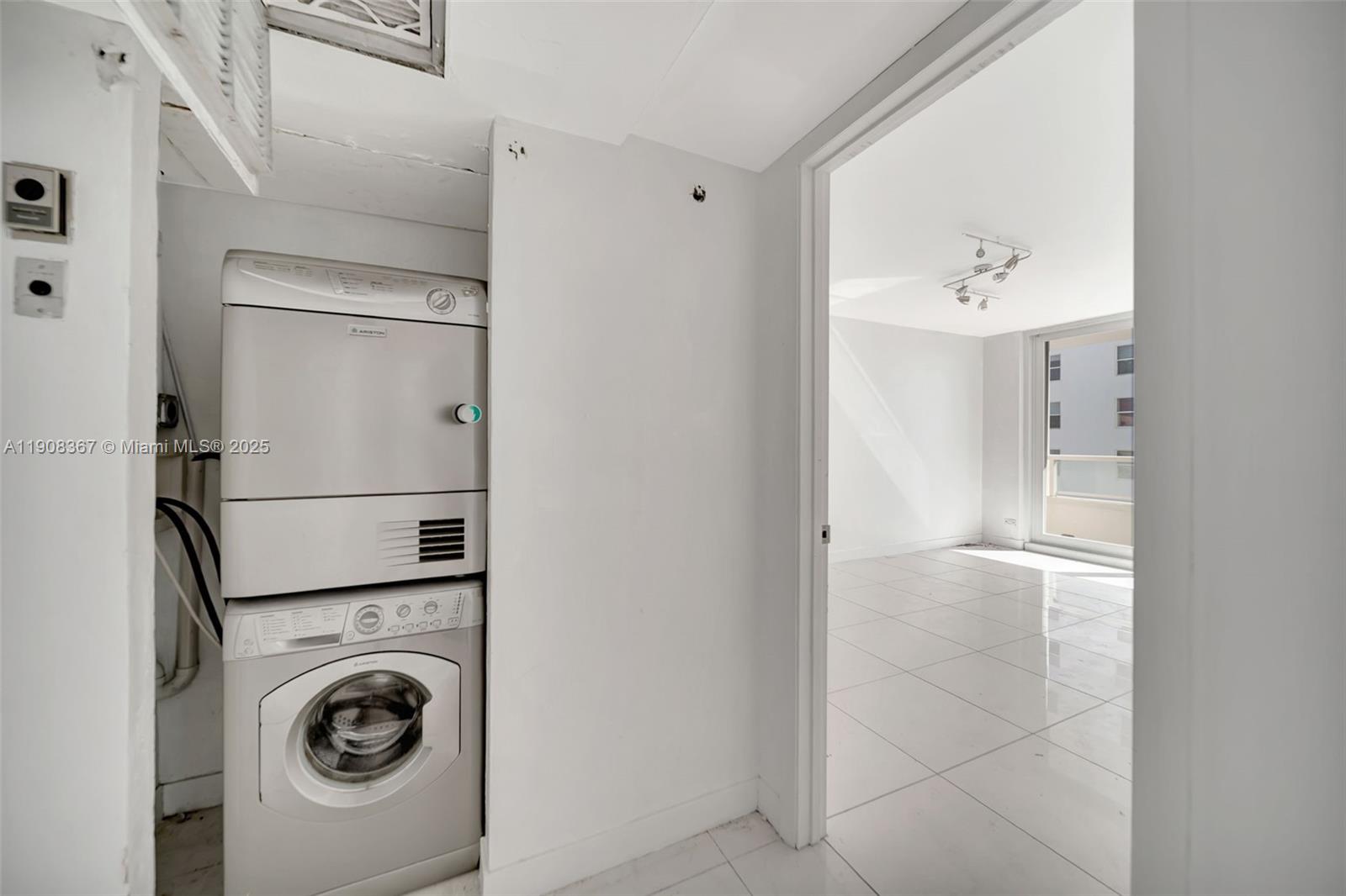 THE CARRIAGE CLUB NORTH C - Residential