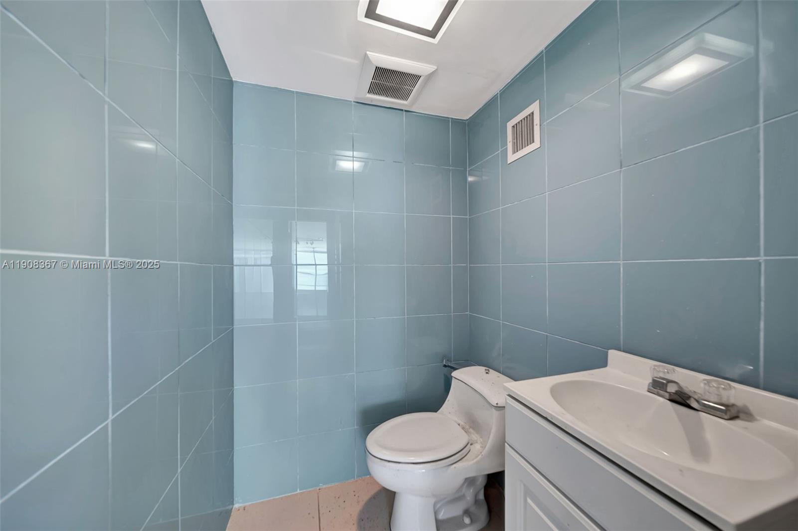 THE CARRIAGE CLUB NORTH C - Residential