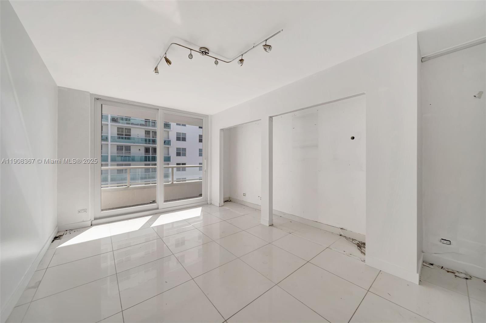 THE CARRIAGE CLUB NORTH C - Residential