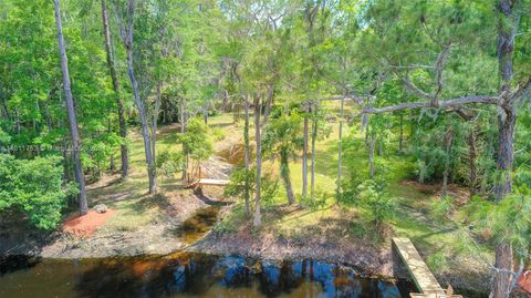 A home in Zephyrhills