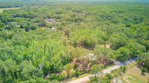 A home in Zephyrhills