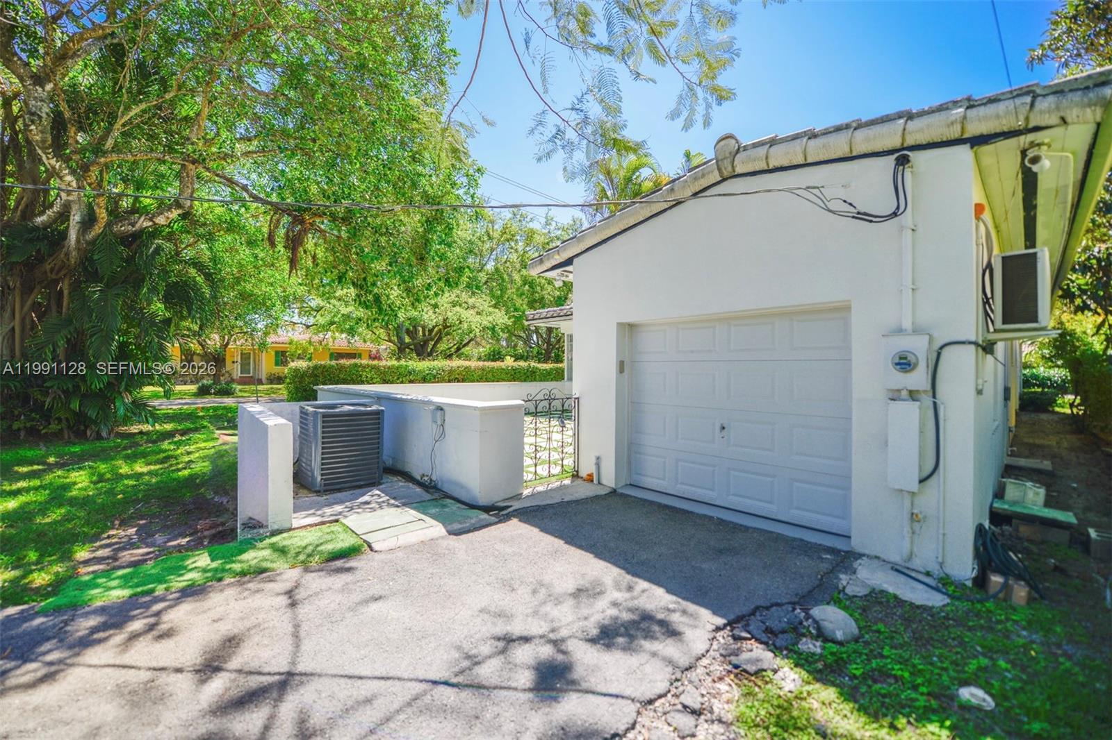 CORAL GABLES SEC E - Residential