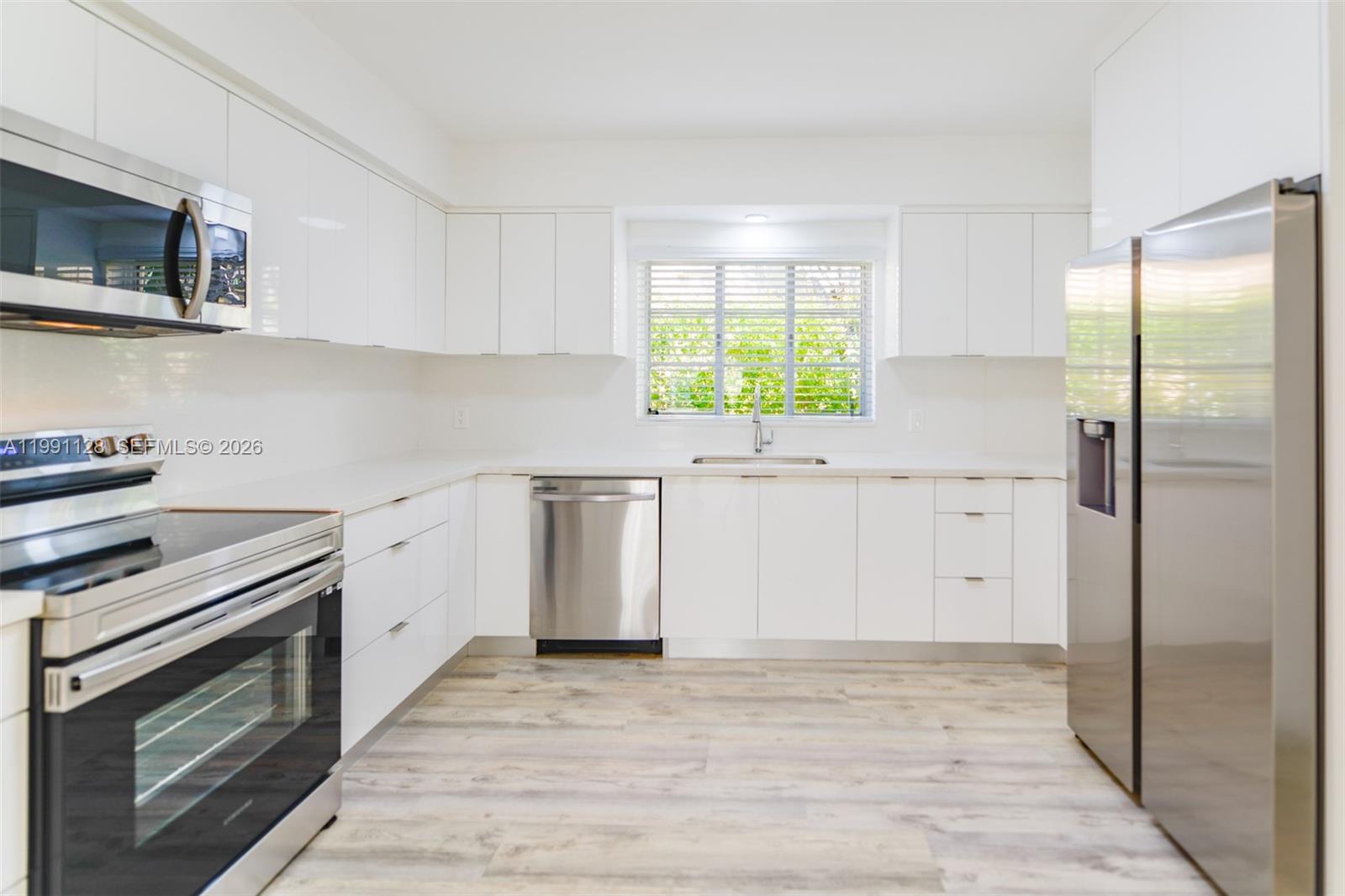 CORAL GABLES SEC E - Residential